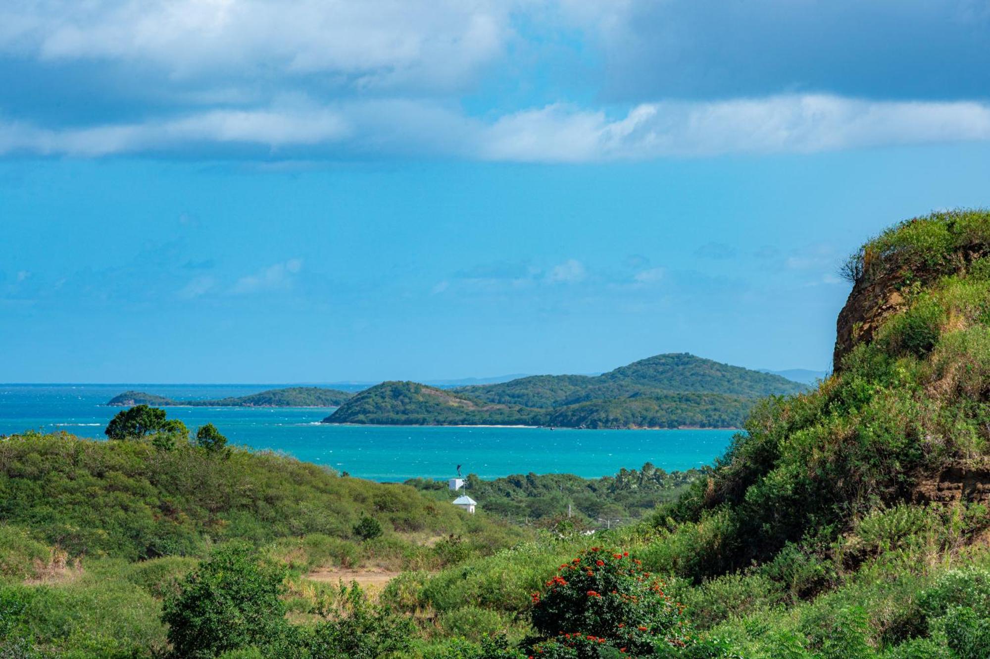 Ocean & Mountains View, Marina, Ferry, Vista Mar, Costa Esmeralda Ceiba Ngoại thất bức ảnh
