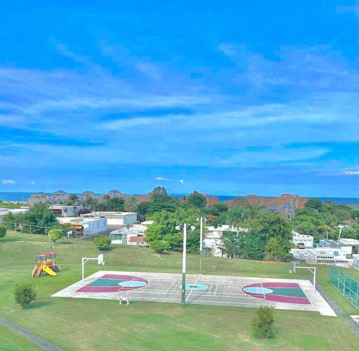 Ocean & Mountains View, Marina, Ferry, Vista Mar, Costa Esmeralda Ceiba Ngoại thất bức ảnh